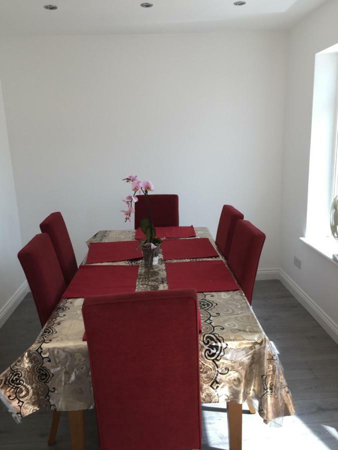 Rushden Vacation Home Хендон Экстерьер фото