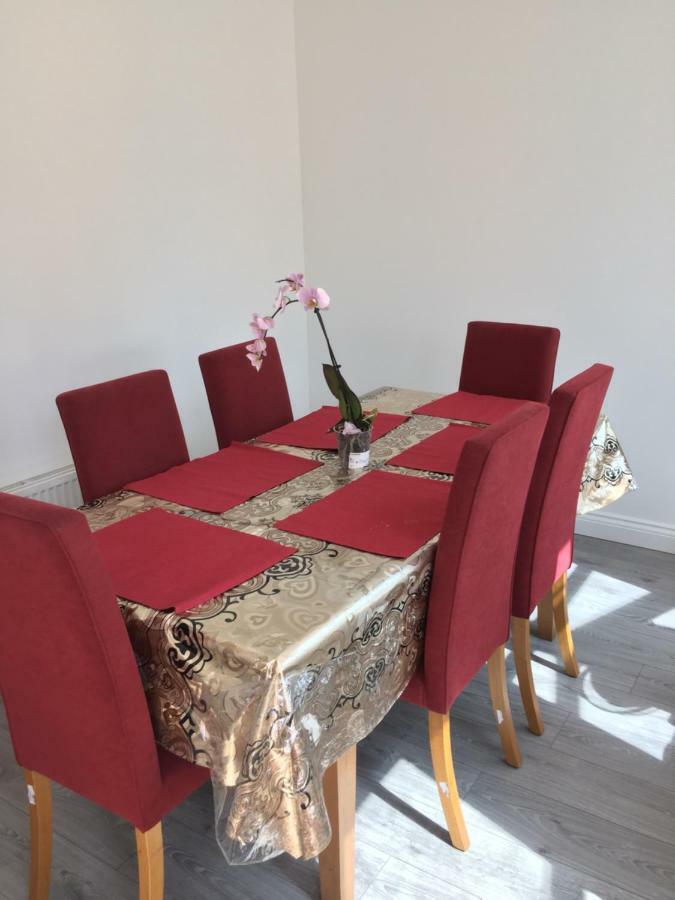 Rushden Vacation Home Хендон Экстерьер фото