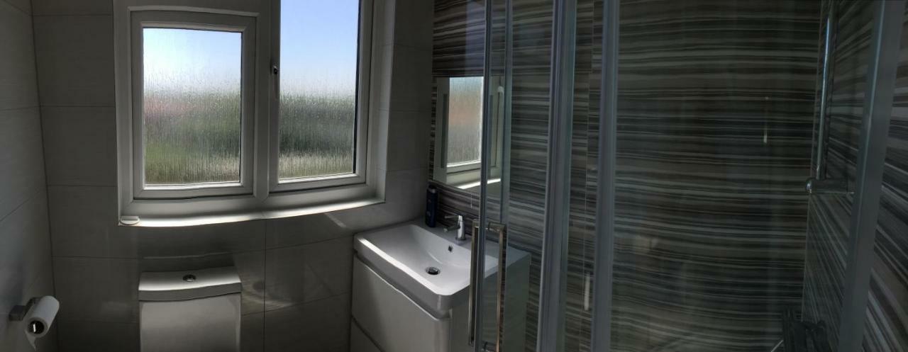 Rushden Vacation Home Хендон Экстерьер фото